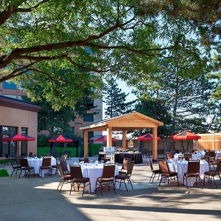 Four Points By Sheraton Toronto Airport Mississauga Exterior photo