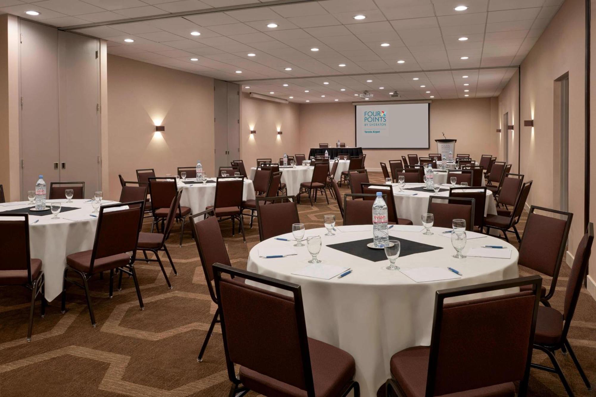 Four Points By Sheraton Toronto Airport Mississauga Exterior photo