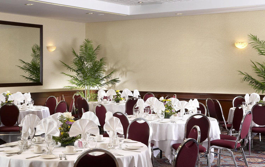 Four Points By Sheraton Toronto Airport Mississauga Exterior photo